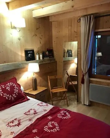 Chalet 1830 Au Pied Du Mont Charvin La Savatte