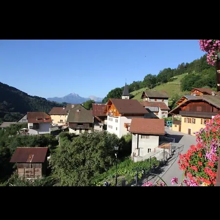 Chalet 1830 Au Pied Du Mont Charvin La Savatte