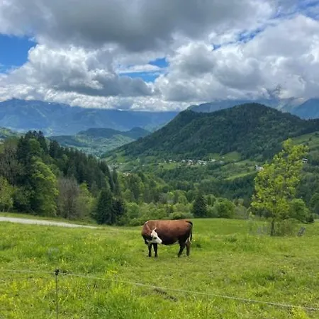 1830 Au Pied Du Mont Charvin Chalet *